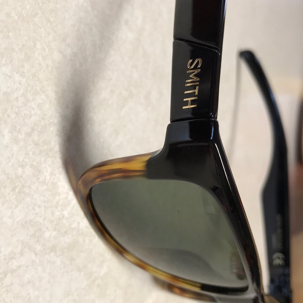 Smith brand new Sunnies Lowdown